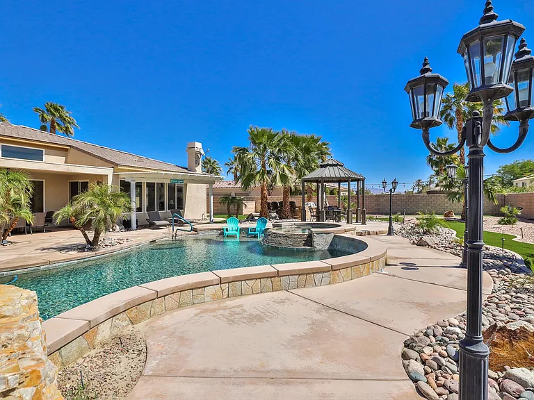 80445 Paria Way — Photo 52