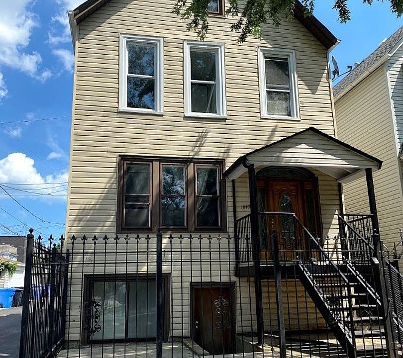 1st image of 1847 N Talman Ave #2