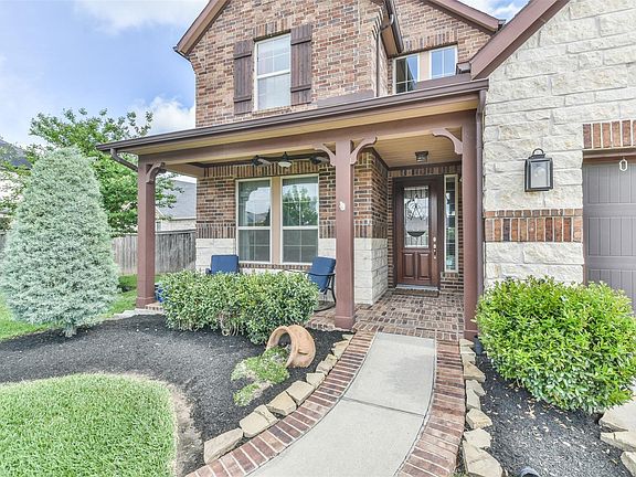 4th image of 18614 Emhouse Ln