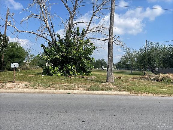 3rd image of 916 W. Pike Blvd.