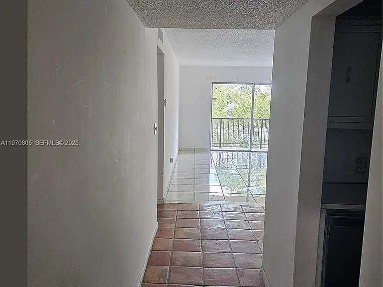 11925 NE 2nd Ave #B403 — Photo 1