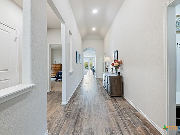 5th image of 361 Lacey Oak Loop