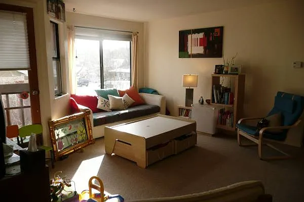 2 bed, 835 sqft, $1,800 — Photo 2