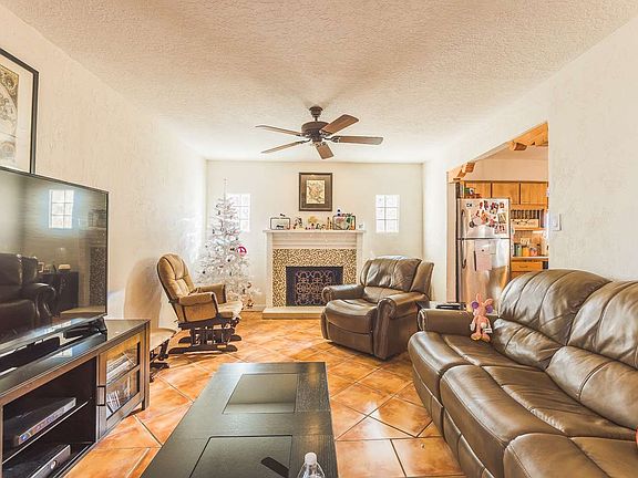 3rd image of 2941 Camino Del Bosque