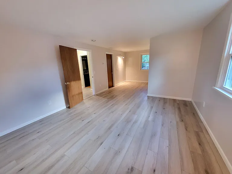 9620 Bean Hill Rd — Photo 10