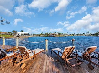 2102 SE 10th Pl, Cape Coral, FL 33990