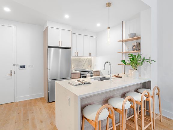 2nd image of 2-24 26th Ave #202