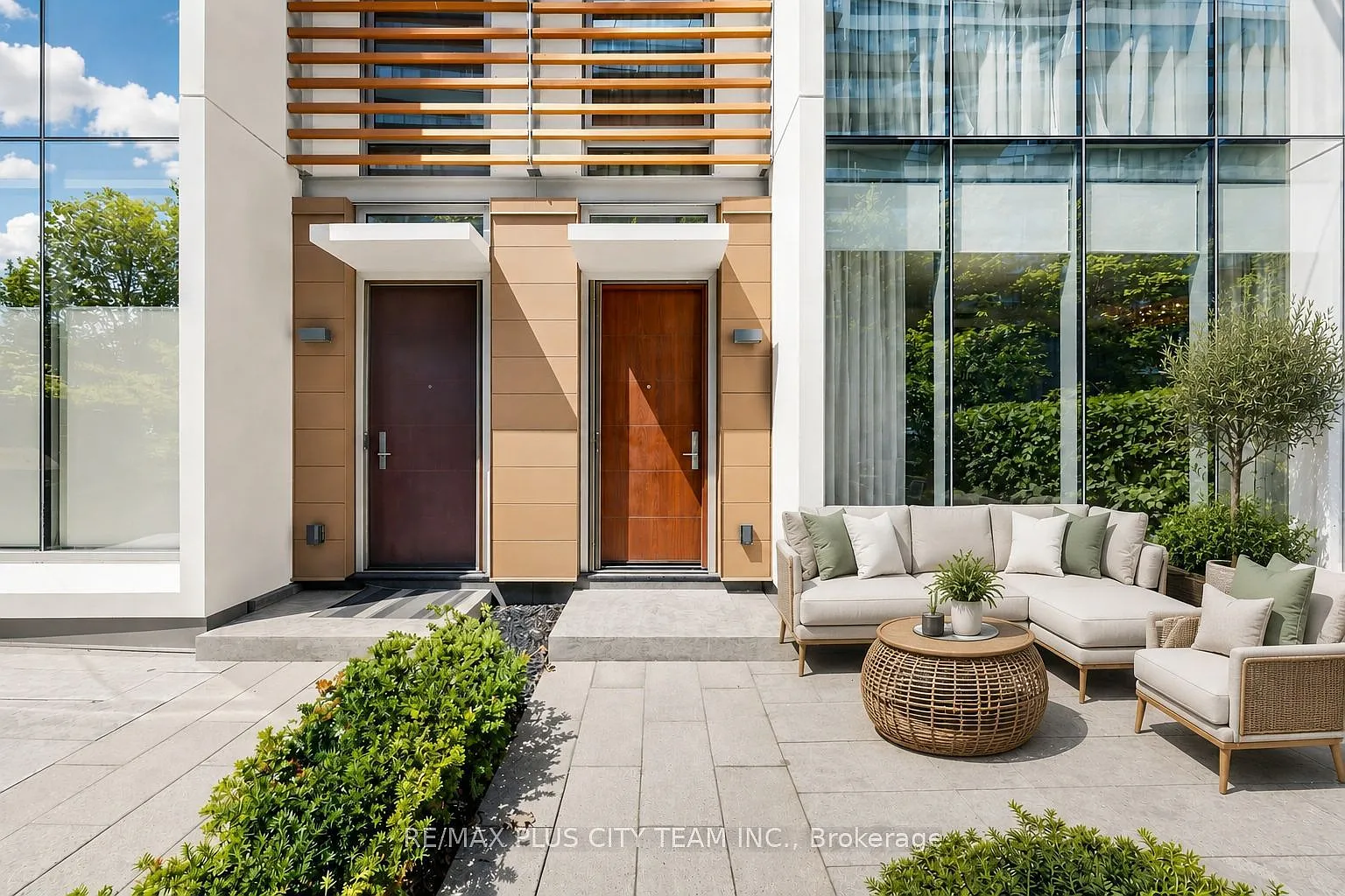 3 bed, $8,000 — Photo 1