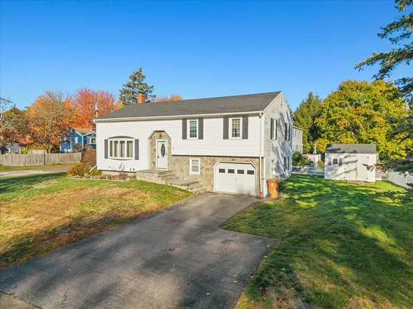 20 Village Green Drive, Saco, ME 04072