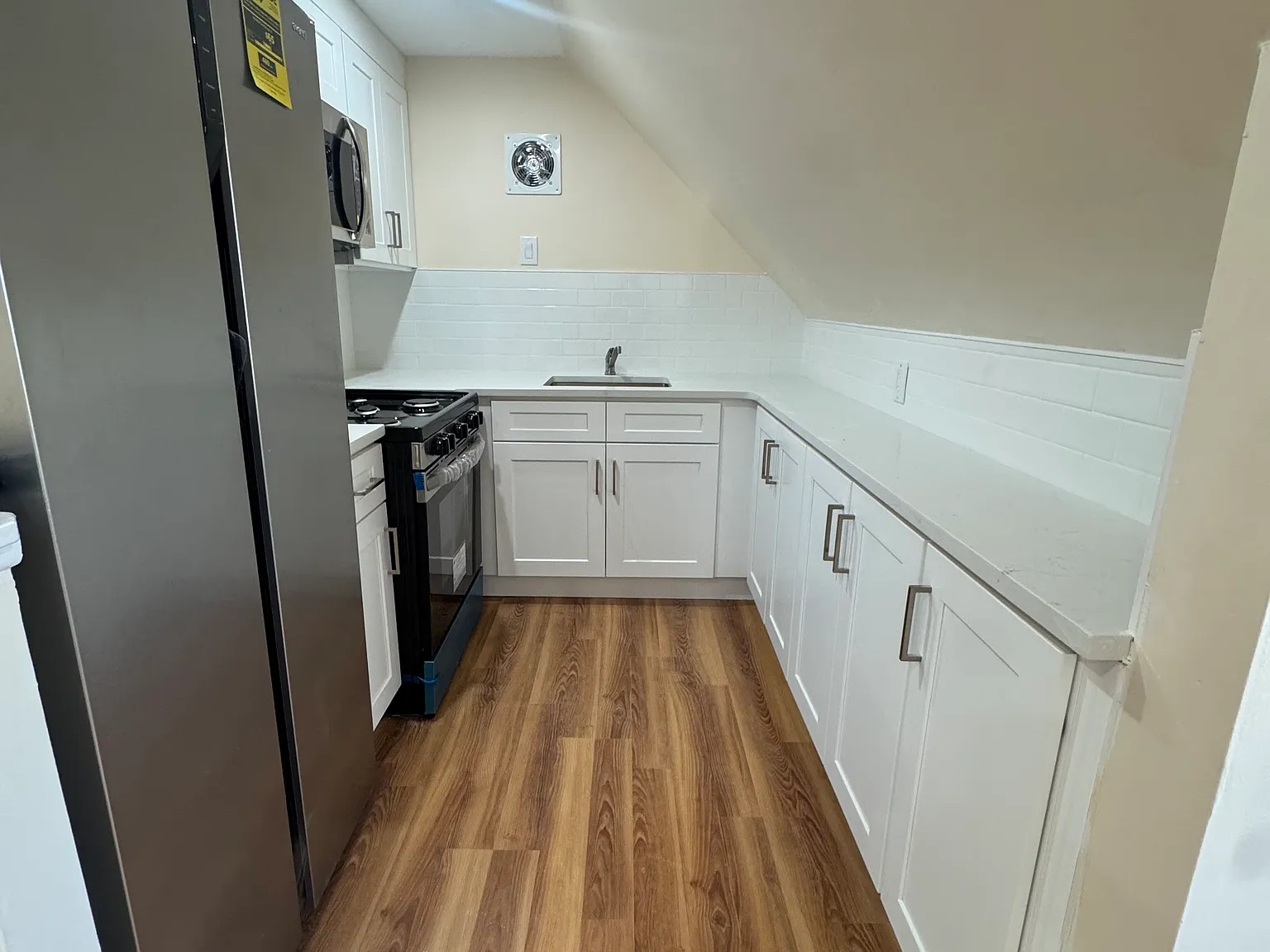 229th St, Cambria Heights — Photo 2