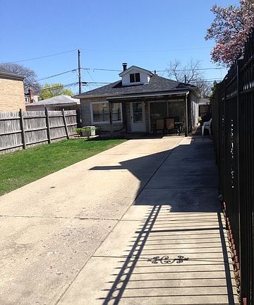 2nd image of 3817 N Olcott Ave