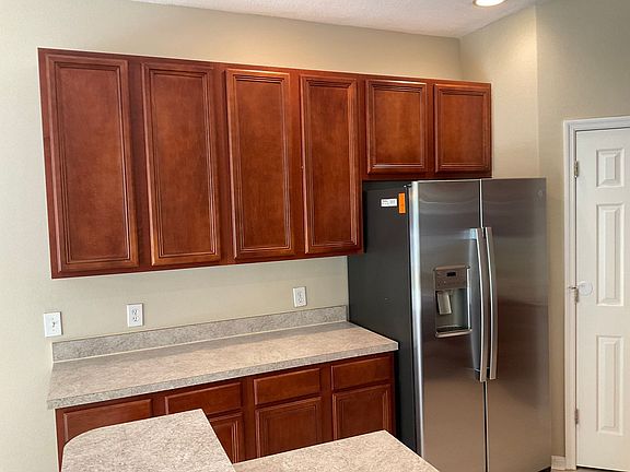 3rd image of 26801 Stillbrook Dr