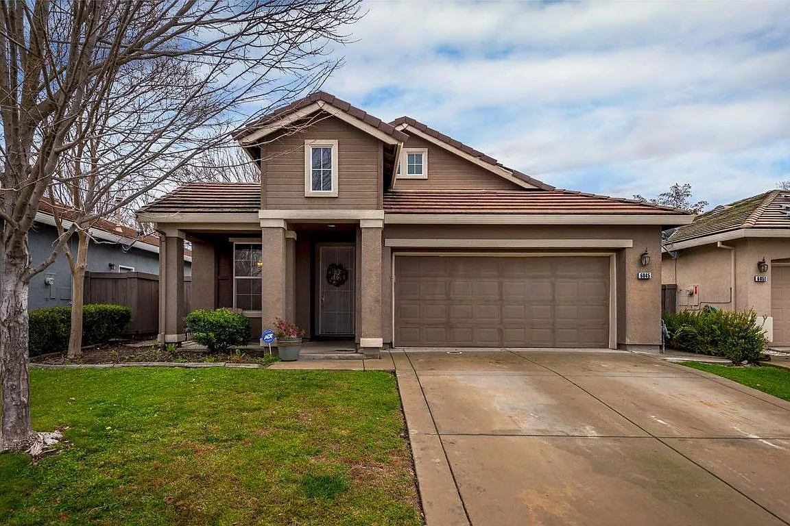 6045 Meeks Way photo 1