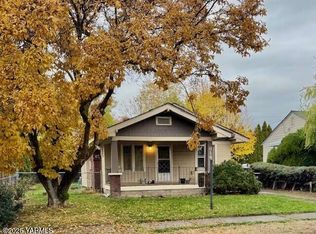 814 S 4th Ave, Yakima, WA 98902