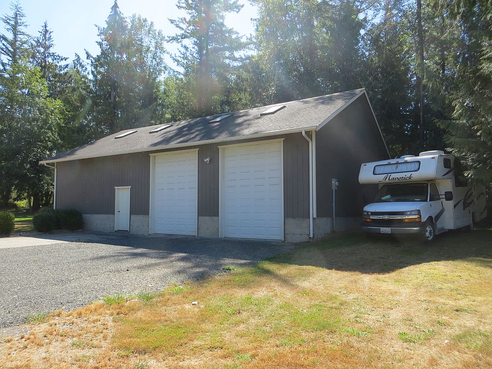2nd image of 7734 Goodwin Rd