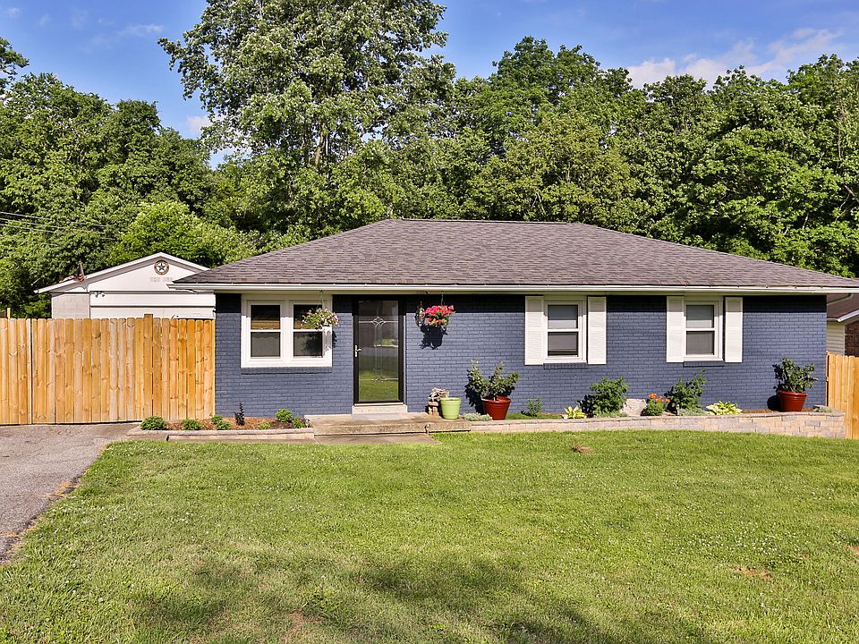 1st image of 340 Hazel Lawn Dr