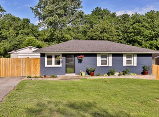 340 Hazel Lawn Dr, Shelbyville, KY 40065