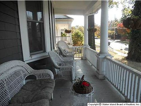 4th image of 341 Oakland Ave