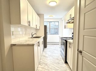 75 High St #101, London, ON N6C 4J8