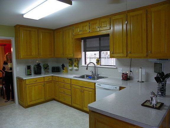 4th image of 202 Spyglass Dr