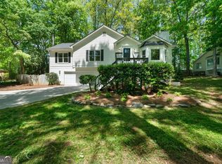 220 Crabapple Ln, Marietta, GA 30127