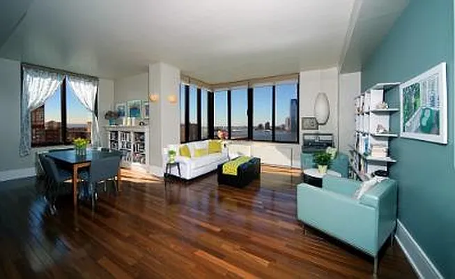 Sold by Corcoran | media 6
