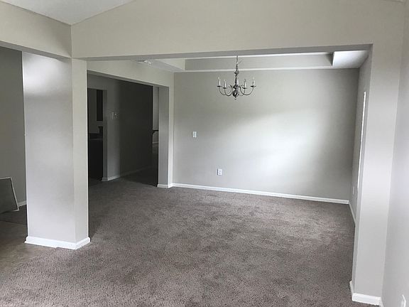 4th image of 16365 Bamboo Bluff Ct