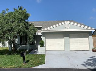 56 Paxford Ln, Boynton Beach, FL 33426