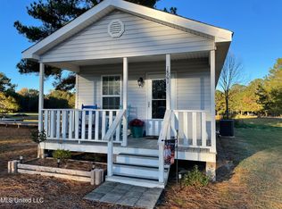 1801 Denson Rd, Morton, MS 39117