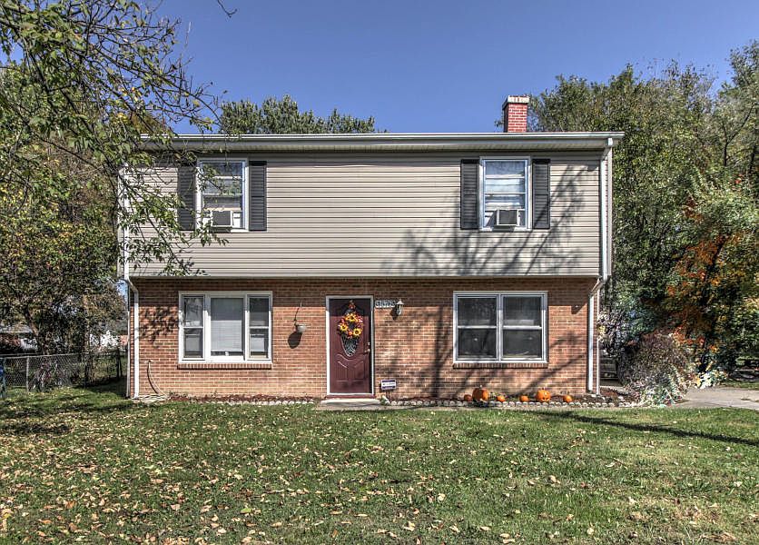 1st image of 1576 Gordon Ave SE