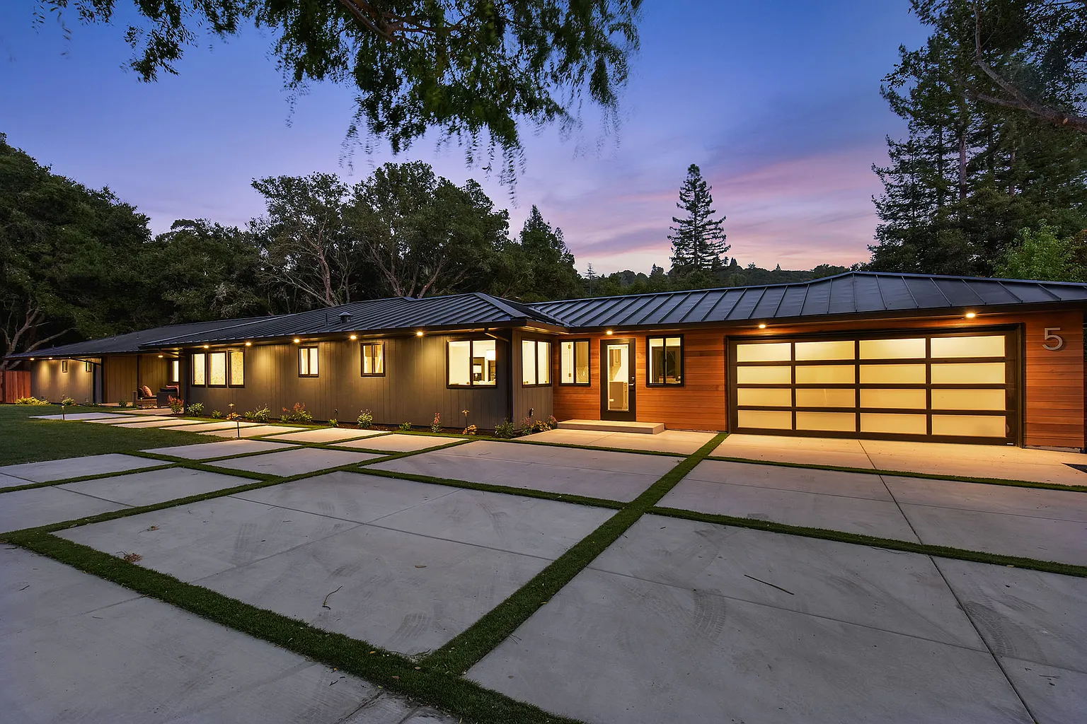 5 Heather Ln photo 1