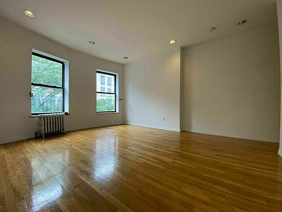 2nd image of 104 2nd Ave APT 8