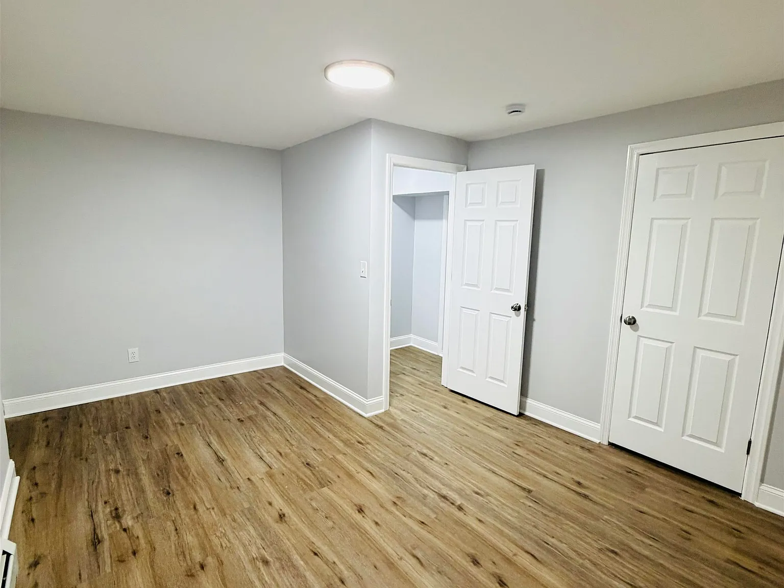 114 Graham St — Photo 3