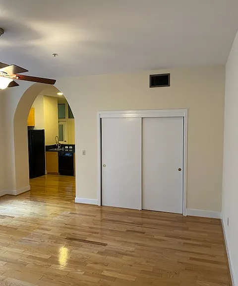 Twohy Apartments — Photo 19