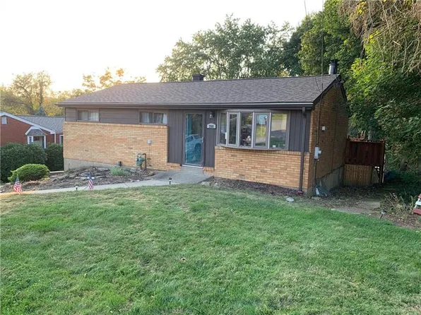 288 Southward Dr, Coraopolis, PA 15108