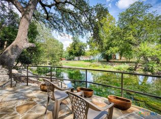 554 Lakeview Blvd, New Braunfels, TX 78130