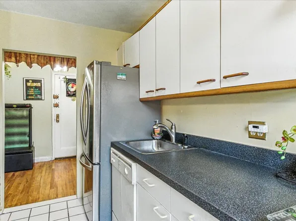 88-10 34th Avenue image 11 of 16