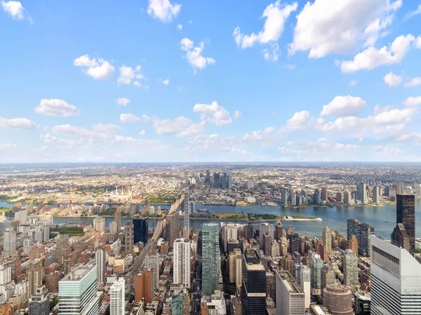 432 Park Avenue image 11 of 33