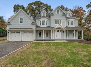 83 Holly Glen Ln, Berkeley Heights, NJ 07922