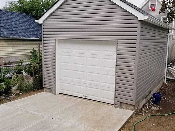 3rd image of 123-60 147th St