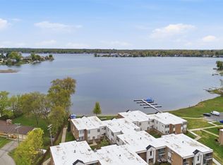 1671 S Cass Lake Rd #C, Keego Harbor, MI 48320