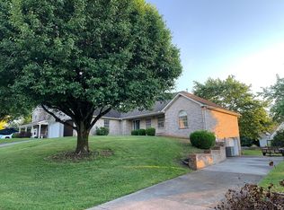 811 Westridge Cir, Maryville, TN 37803
