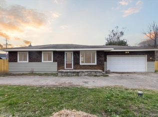 9526 Garden Ter, Commerce Township, MI 48382