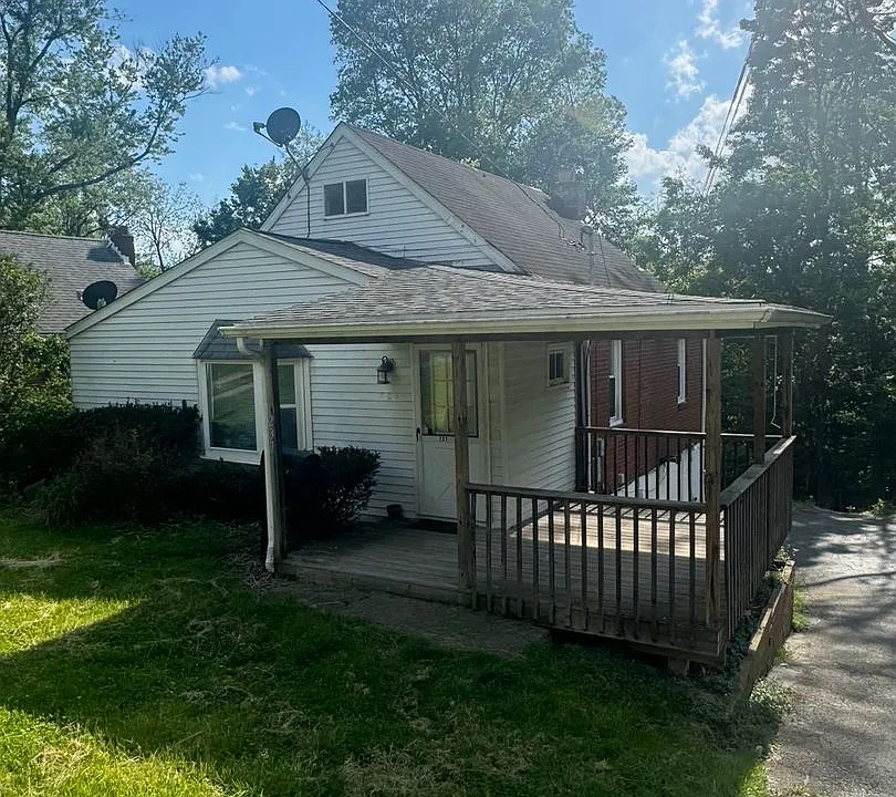 237 Collins Dr