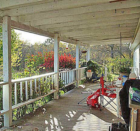 4th image of 2283 S Park Ln