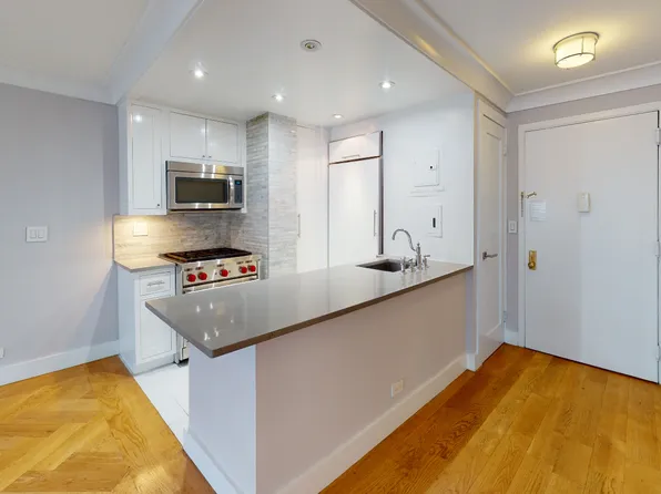 50 West 97th Street image 1 of 7