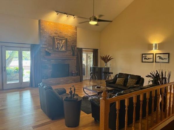 2510 Zinnia Ln, Liberal, KS 67901
