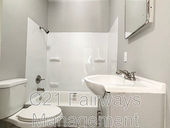 5th image of 10261 Center Hwy #4