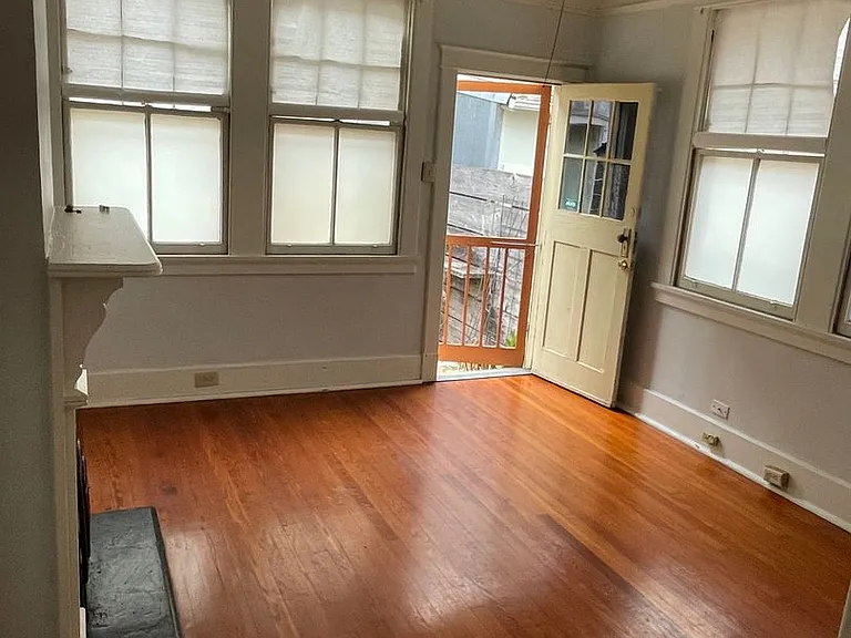 4616 - 4618 Toulouse Street — Photo 19