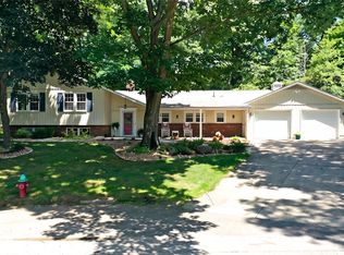 433 Shady Dr, Grove City, PA 16127
